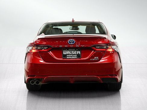 Used 2023 Toyota Camry XLE FWD image 4