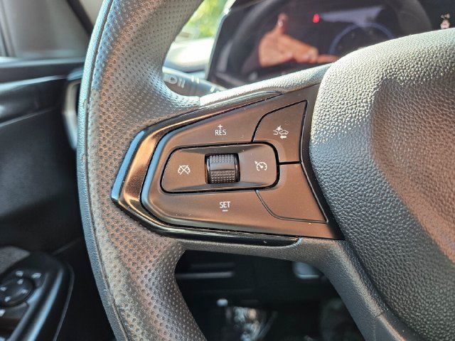 Used 2025 Chevrolet TrailBlazer LT AWD/4WD image 34