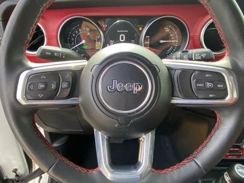 Used 2023 Jeep Wrangler Unlimited Rubicon 4xe image 18
