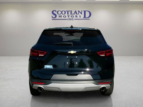 Used 2025 Chevrolet Blazer LT FWD image 7