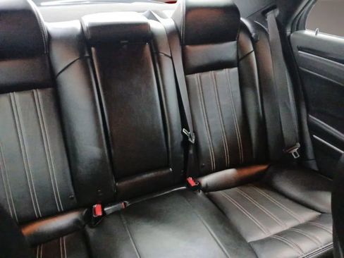 Used 2021 Chrysler 300 S w/ Popular Equipment Group RWD image 18