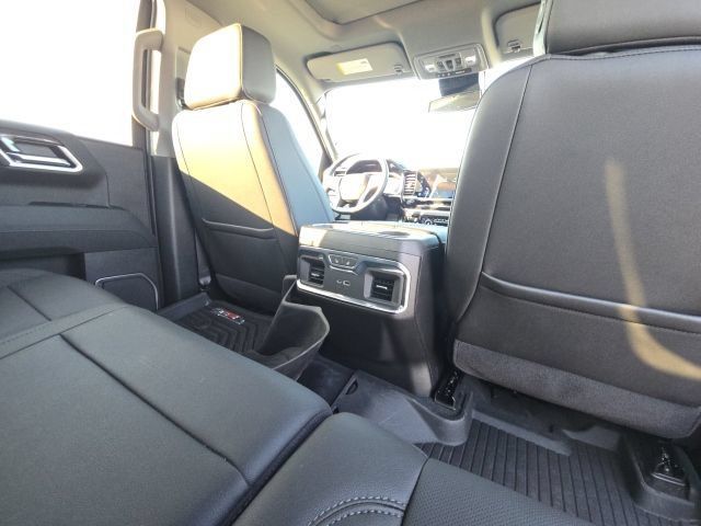 Used 2026 Chevrolet Silverado 1500 LTZ w/ LTZ Premium Package AWD/4WD image 18
