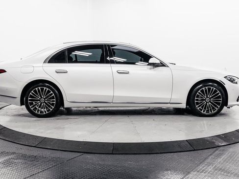 Used 2024 Mercedes-Benz S 580 4MATIC Sedan image 38
