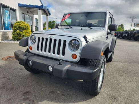 Used 2010 Jeep Wrangler Sport AWD/4WD image 4