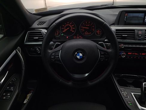 Used 2017 BMW 330i Sedan RWD image 22