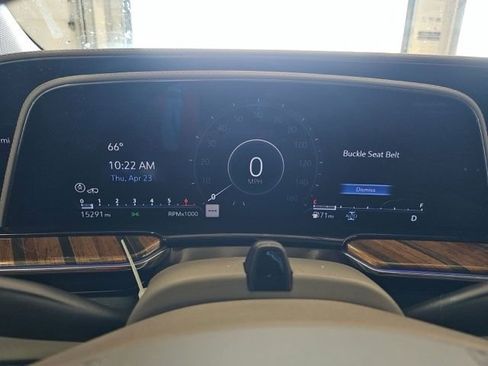 Used 2024 Cadillac Escalade Sport Platinum w/ LPO, ONYX Package AWD/4WD image 13