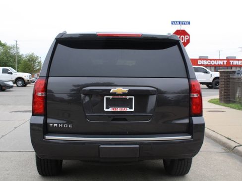Used 2015 Chevrolet Tahoe LTZ AWD/4WD image 5