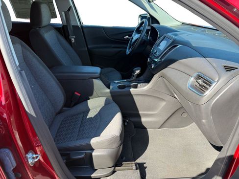 Used 2023 Chevrolet Equinox LT image 22