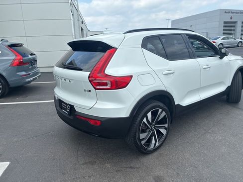 Certified 2023 Volvo XC40 B5 Plus w/ Driver Assist Package image 3