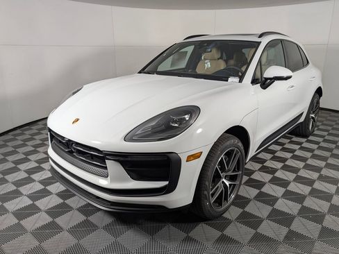 New 2026 Porsche Macan image 1