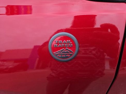 Used 2025 Jeep Compass Trailhawk image 35