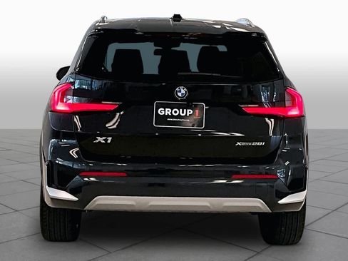 Used 2023 BMW X1 xDrive28i w/ Convenience Package AWD/4WD image 4