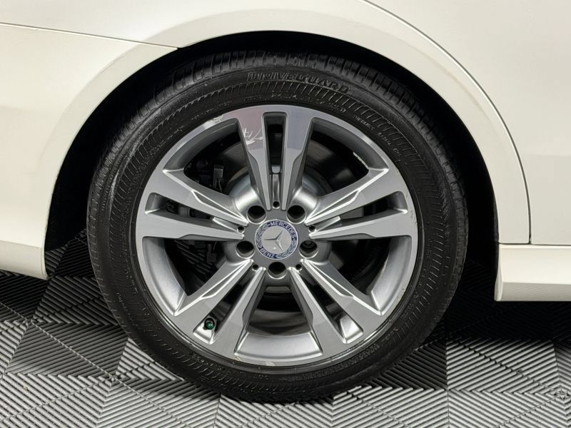 Used 2014 Mercedes-Benz E 250 BlueTEC 4MATIC Sedan image 64