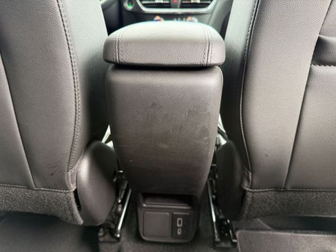 Used 2025 Buick Encore GX Preferred AWD/4WD image 23