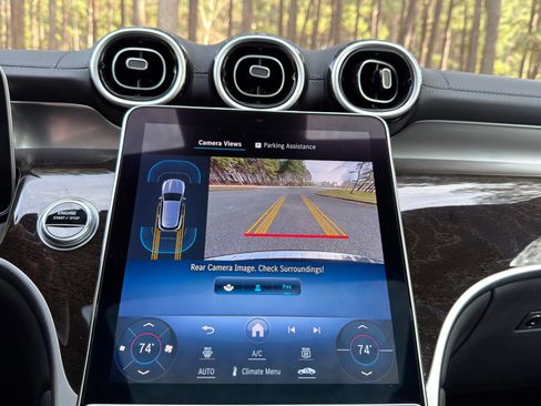 Certified 2023 Mercedes-Benz GLC 300 4MATIC image 4