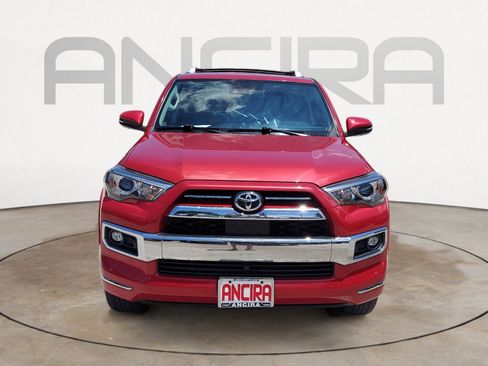 Used 2022 Toyota 4Runner Limited AWD/4WD image 5