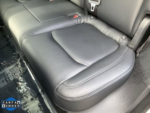 Used 2020 Tesla Model Y Long Range image 29