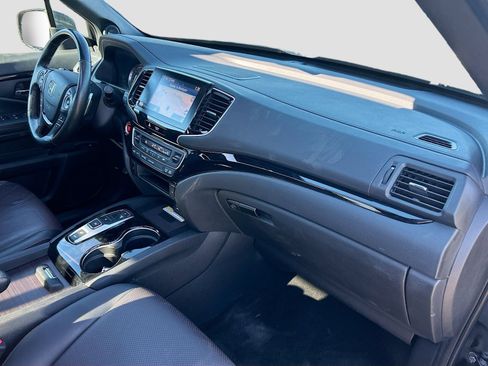 Used 2021 Honda Ridgeline Black Edition image 31
