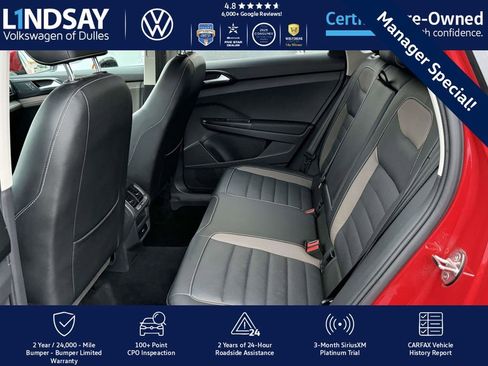 Certified 2022 Volkswagen Taos SEL w/ Panoramic Sunroof Package image 15