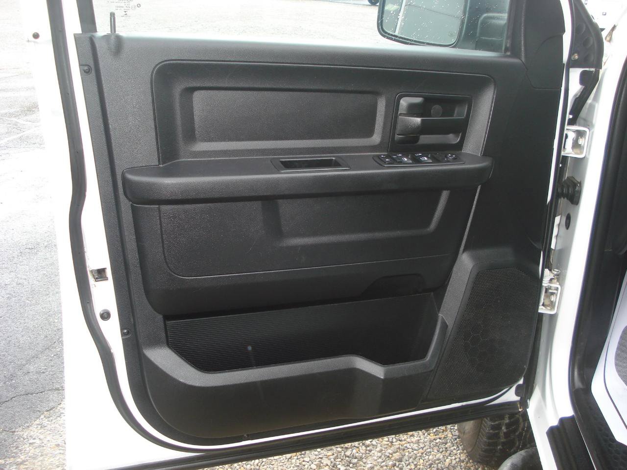 Used 2017 RAM 2500 Tradesman w/ Protection Group AWD/4WD image 19
