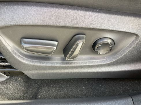 Used 2023 Toyota Crown XLE image 14