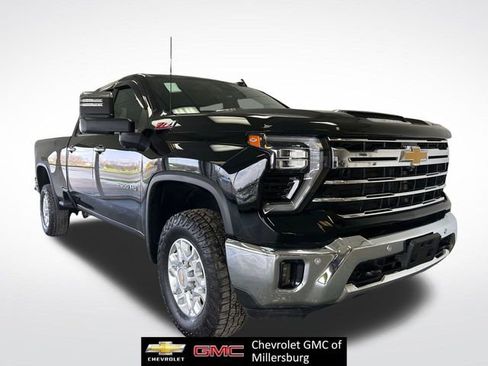 Used 2024 Chevrolet Silverado 2500 LTZ w/ LTZ Premium Package AWD/4WD image 1