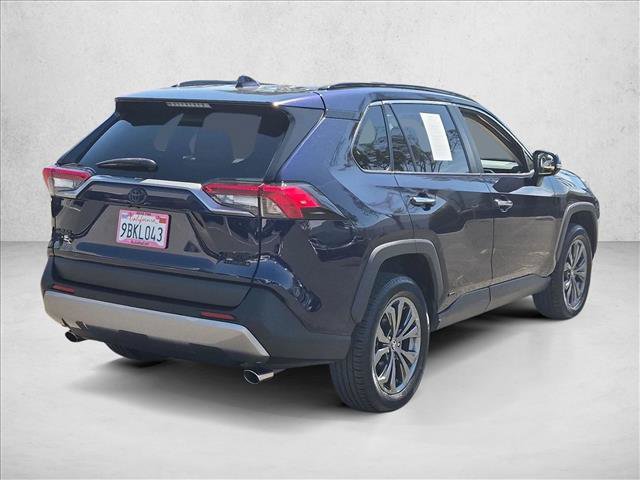 Used 2022 Toyota RAV4 Limited AWD/4WD image 5