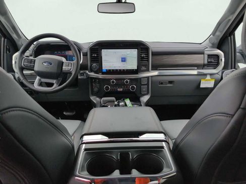 New 2025 Ford F150 Lariat w/ Equipment Group 501A Mid image 10