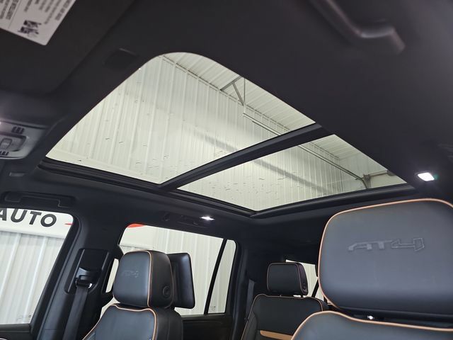 Used 2021 GMC Yukon XL AT4 w/ AT4 Premium Plus Package AWD/4WD image 21