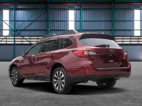 Used 2017 Subaru Outback 2.5i Limited AWD/4WD image 3