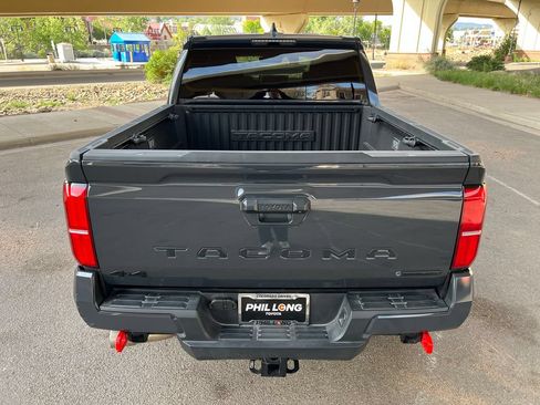 Used 2026 Toyota Tacoma TRD Off-Road AWD/4WD image 5