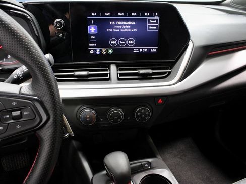 Used 2024 Chevrolet Trax RS w/ Driver Confidence Package FWD image 32