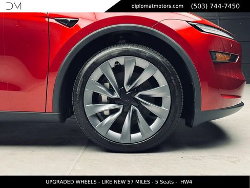 Used 2026 Tesla Model Y AWD image 38