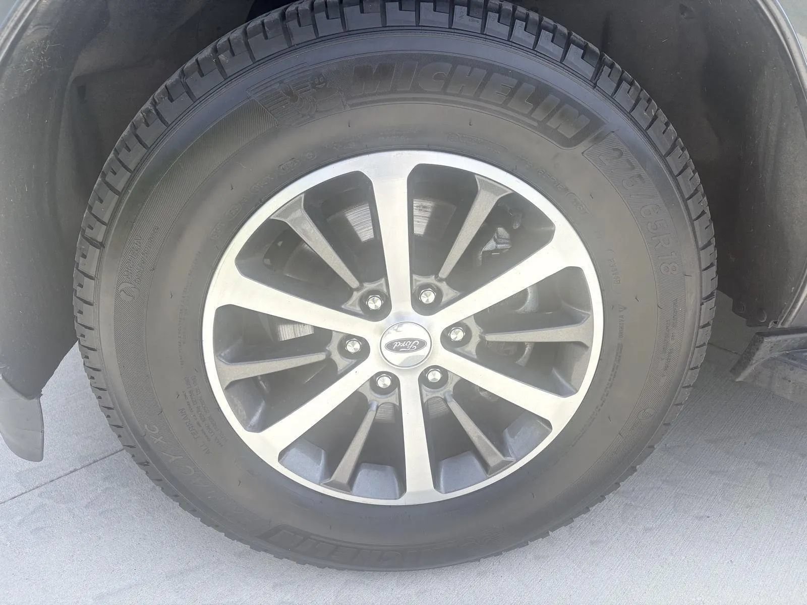 Used 2019 Ford Expedition XLT AWD/4WD image 16