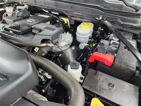 Used 2023 RAM 3500 Big Horn w/ Level 1 Equipment Group image 19