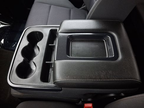 Used 2017 Chevrolet Silverado 1500 LT image 25