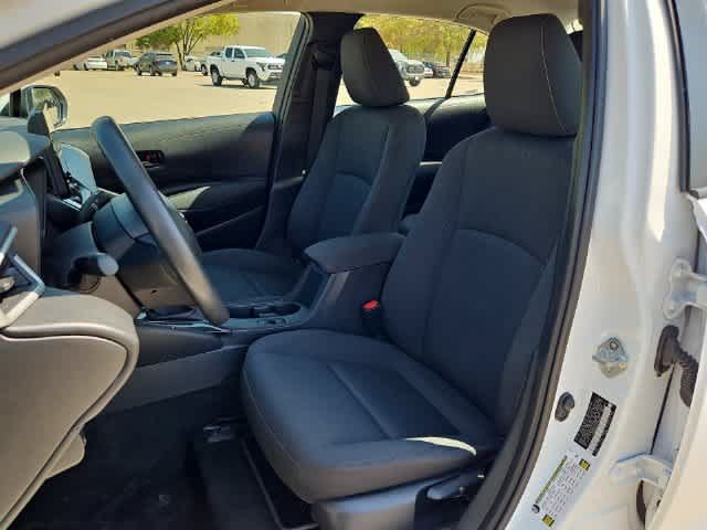 Certified 2025 Toyota Corolla LE FWD image 14