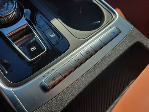 New 2026 Kia Carnival EX image 37