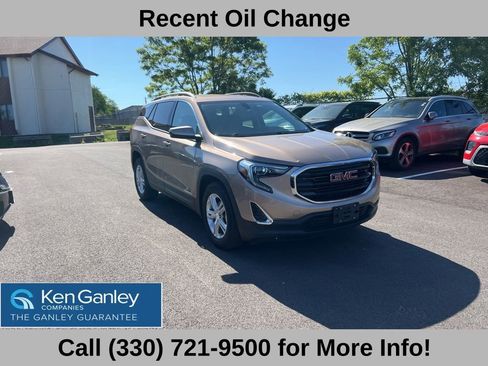 Used 2018 GMC Terrain SLE w/ Driver Convenience Package FWD image 3