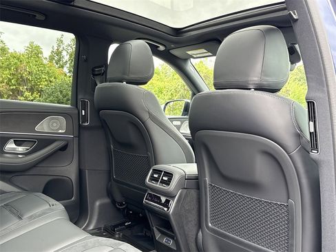 New 2026 Mercedes-Benz GLE 53 AMG 4MATIC image 18