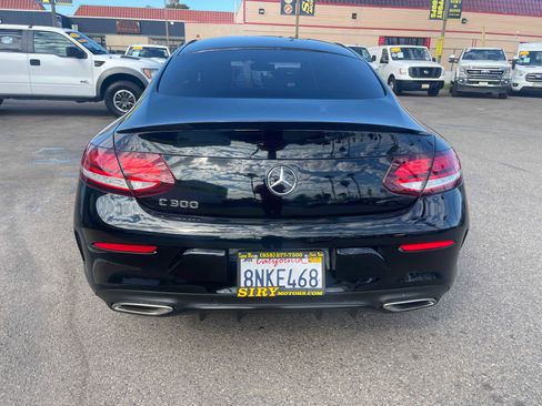 Used 2020 Mercedes-Benz C 300 Coupe w/ AMG Line image 4