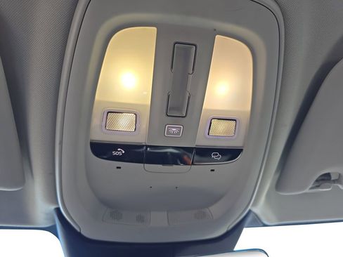 Used 2024 Volvo S60 B5 Plus image 23