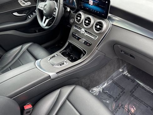 Certified 2022 Mercedes-Benz GLC 300 w/ Premium Package Lite image 16