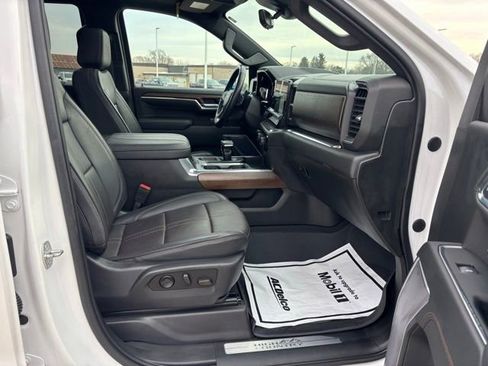Certified 2023 Chevrolet Silverado 1500 High Country image 26