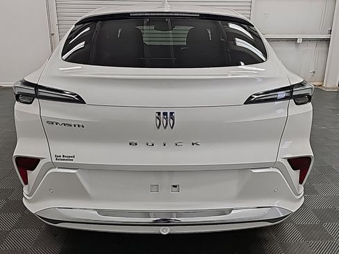 New 2026 Buick Envista Avenir image 7