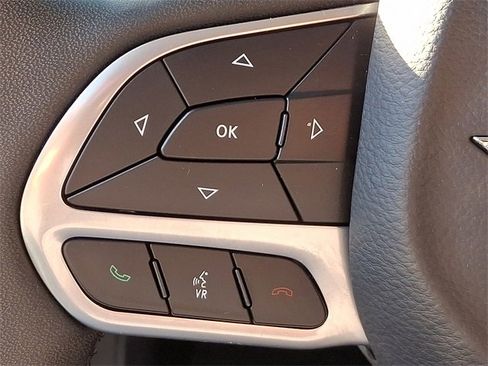 Used 2023 Chrysler 300 Touring L w/ Popular Equipment Group image 22