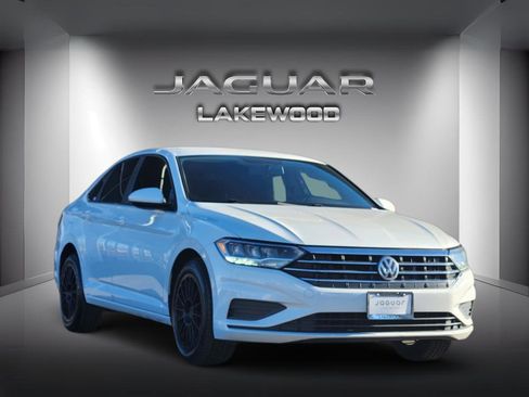 Used 2020 Volkswagen Jetta S w/ Driver Assistance Package image 5