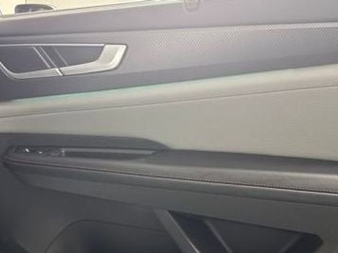 New 2026 Volkswagen Atlas Peak Edition image 17