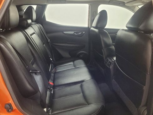 Used 2017 Nissan Rogue Sport SL w/ SL Premium Package AWD/4WD image 19