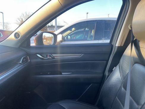 Used 2023 MAZDA CX-5 AWD 2.5 S w/ Premium Package image 3